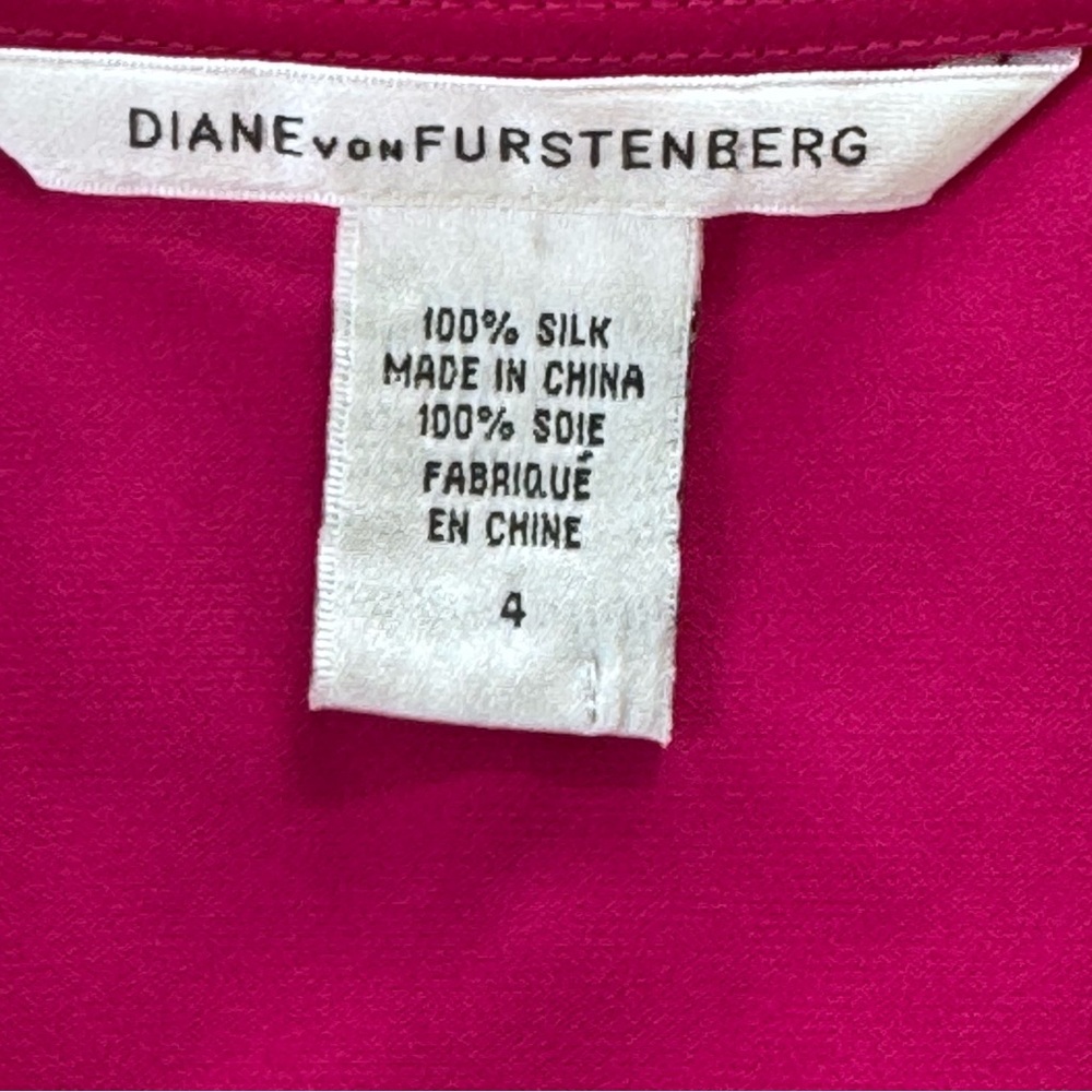 Diane Von Furstenberg 100% Silk Ruffle Wrap Around Blouse Fuchisa Pink Size 4 - Picture 2 of 6